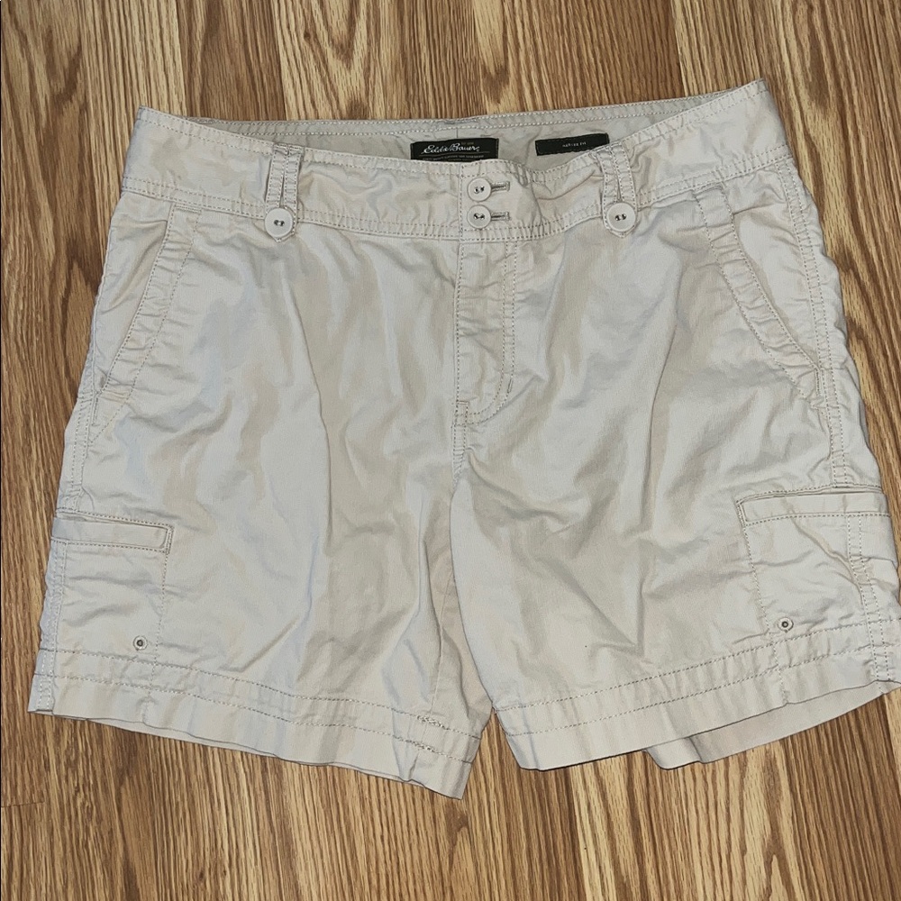 Eddie Bauer Cargo Shorts Size 8 Mercer Fit